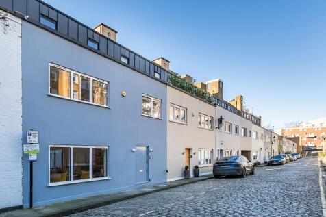 Cobbled Mews
