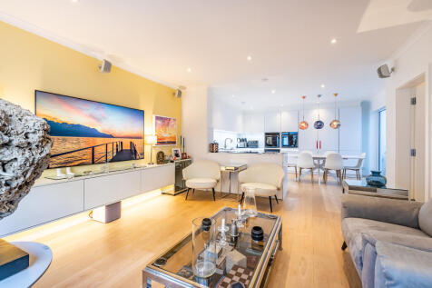 Open Plan Kitchen/Reception Room