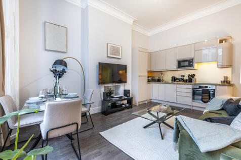 Open Plan Kitchen / Reception Room