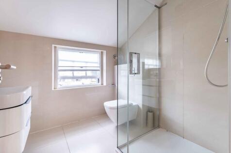 Modern Bathroom