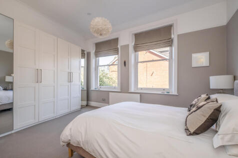 Main Bed