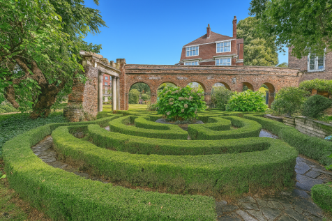Property Image 4