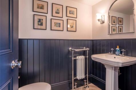 Guest Cloakroom