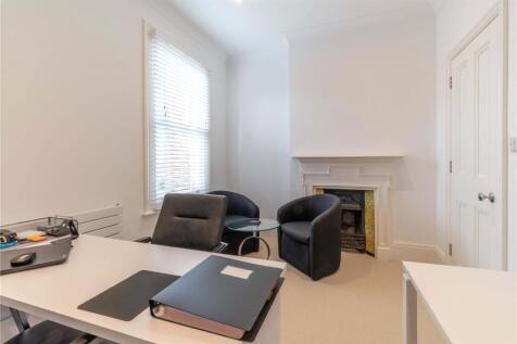 Bedroom/Study