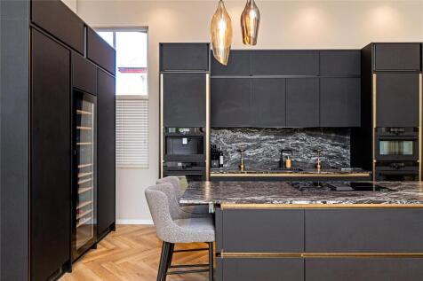 Breakfast Bar