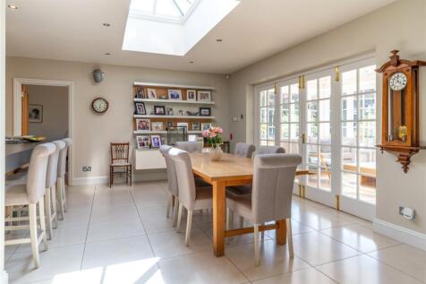 Breakfast Room