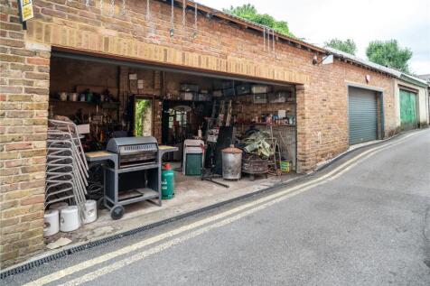 Garage/Private Road