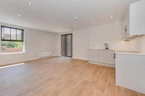 OPEN PLAN KITCHEN/DINER/LIVING ROOM
