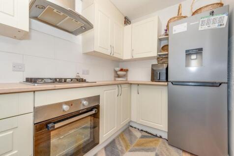 KITCHEN, DINER AND LIVING ROOM