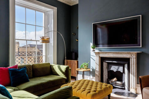 Sitting Room Detail