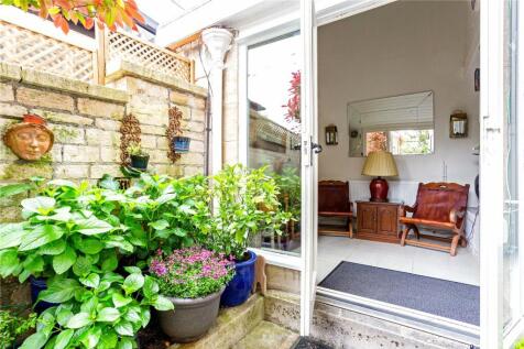 Garden Room Access