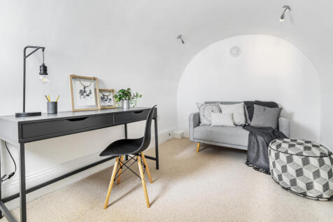 Study/Bedroom 4