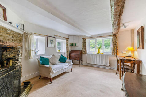 23 Sitting Room