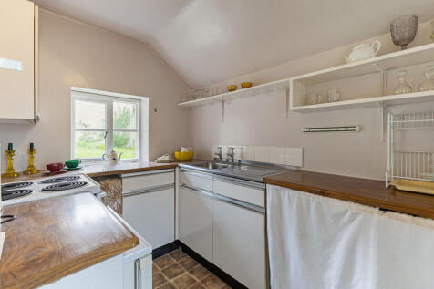 23 Kitchen
