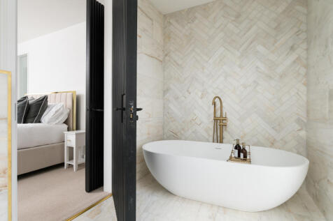 Ensuite Bathroom