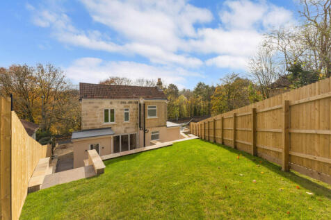 Rear Facade &amp; Garden