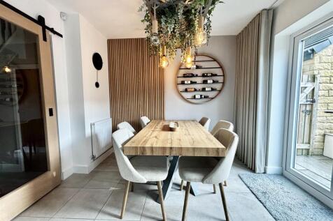 Kitchen/Dining Room View Four