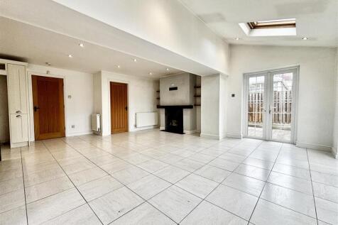 Kitchen/Dining/Family Room