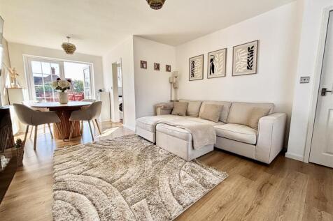 Lounge/Diner View Three