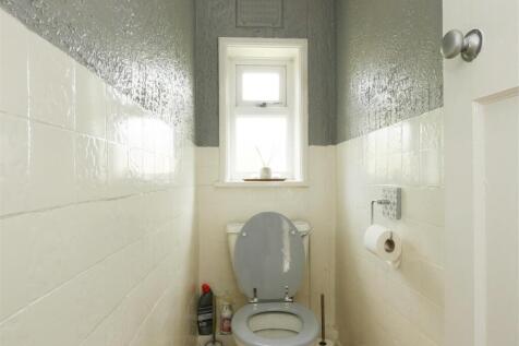 Separate WC