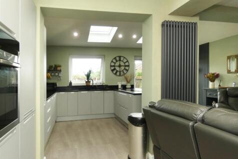 Family Room/Dining