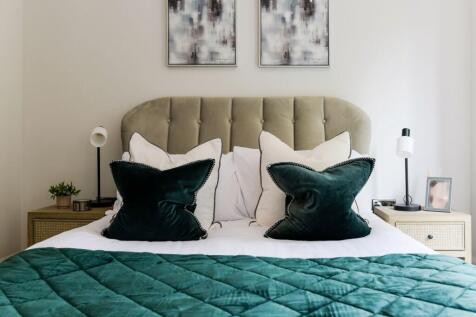 Show home image