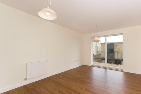 Living/Dining Area