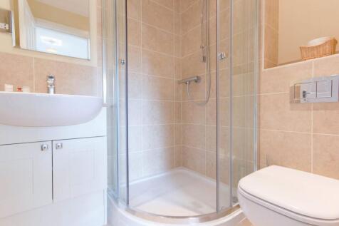 Shower Ensuite