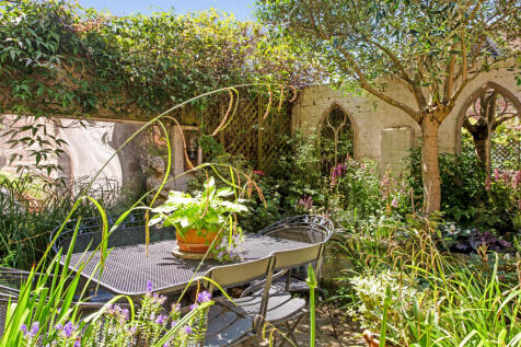 Property Image 16