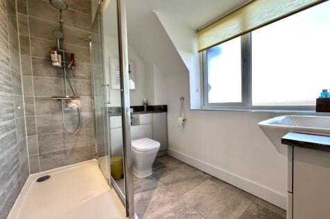 En-Suite 2