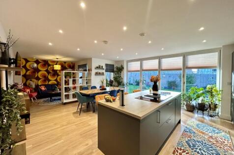 Kitchen 4