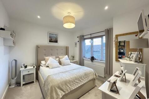 Bed main 1