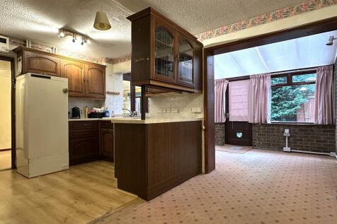 Kitchen Diner.JPG