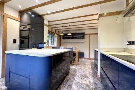 Kitchen 1