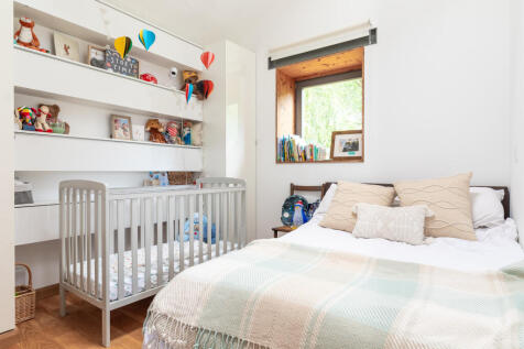 Bed 2 92