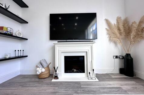Living Area 2