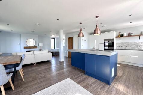 Kitchen main