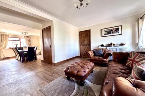 l room 2
