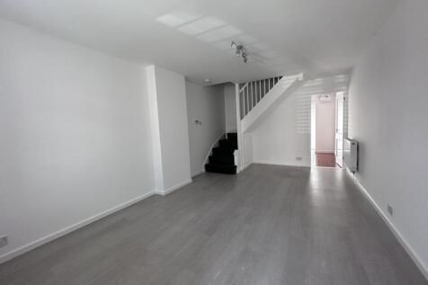 SITTING ROOM 1