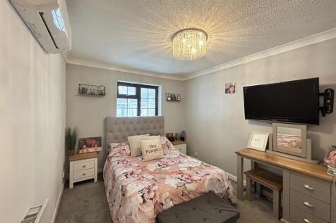 Bed 1
