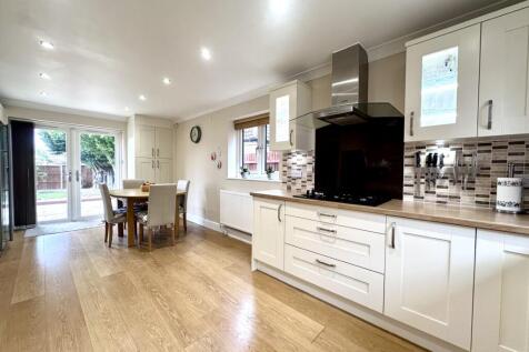 Kitchen 3