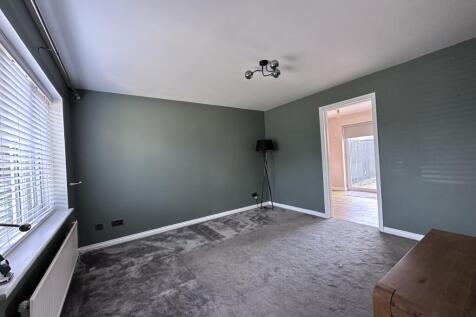 L room