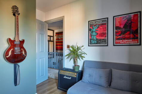 Bedroom2