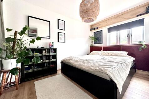 Bed 1