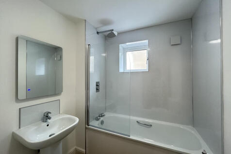 Bathroom.jpeg