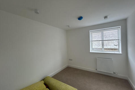 Bedroom 2.jpeg
