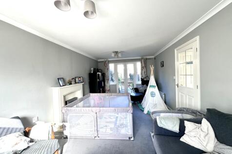 Living room 2