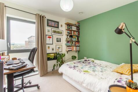 Second bedroom