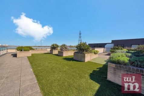 Communal Roof Terrace