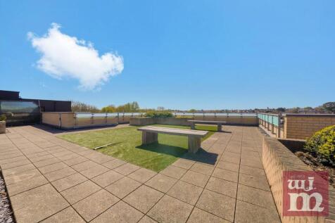 Communal Roof Terrace